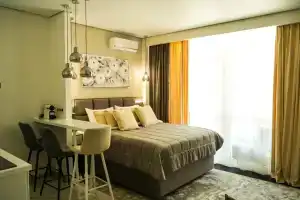 Апартаменты Гарден Портье Студия Azure Garden 58 к 4, Севастополь