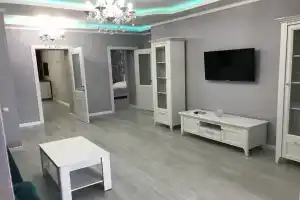 Квартира 3 комнатная Люкс, Сухум