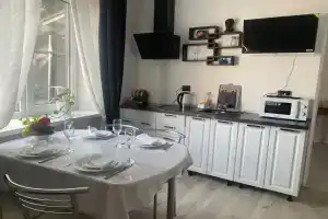 Квартира в чёрно белом стиле