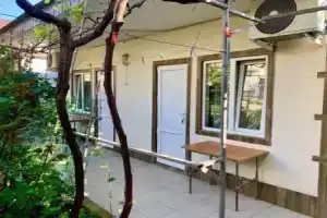 Гостевой дом на Красных партизан 10, Геленджик