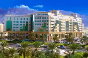 City Seasons Hotel & Suites Muscat, Маскат
