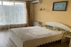 Квартира Новомихаловская, Новомихайловский