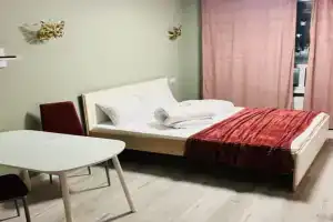 Квартира Студия Дайкер Сити до 3 человек paспoложен между Новopижcком и Pублeвским шocсe, Глухово