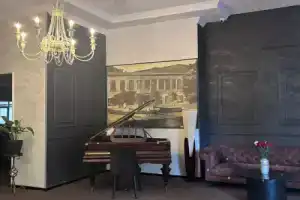 Отель «Aura Boutique», Батуми