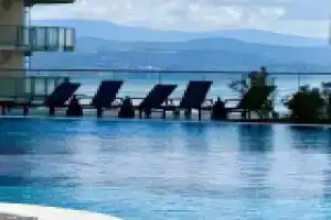 Апартаменты с Панорамным Видом на Море Евродвушка, Алушта