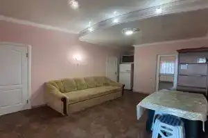 Talinas Apartment 1, Ялта
