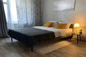 Апартаменты в центре. Волга. Набережная. улица Советская
