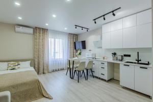Квартира Уютная студия на Братьев Батталовых, Казань