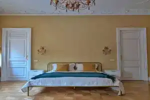 Квартира на Суворовском проспекте 51, Санкт-Петербург