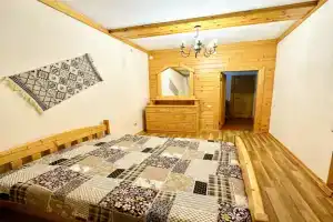 Квартира на Аланской, 25 "Shale", Домбай