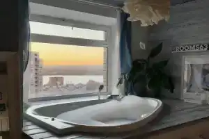 Квартира с видом на волгу, Самара