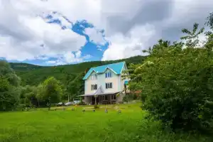 Мини-гостиница «Лесная Поляна», Мезмай