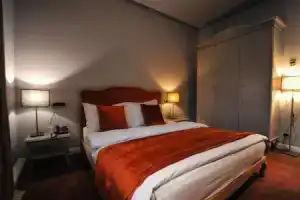 Classic Hotel, Тирана