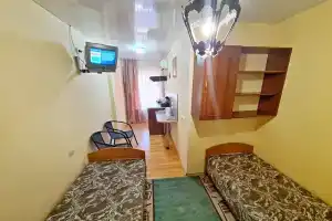 Квартира Студия Номера на Пляже 146/5 до берега 40 метров с кухней, Ейск