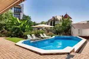 Апартаменты на Мира, Ялта