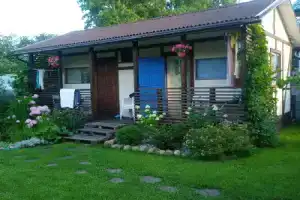 Дача у моря, Заостровье