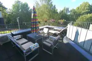 Апартаменты Морское шале с террасой в Kristall Hotel & Spa
