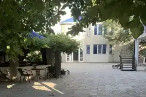 Апартаменты на Джеметинской