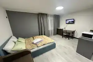 Квартира на улице Мельникайте дом 83, Тюмень