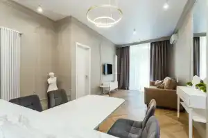 Апартаменты Шикарные с современным ремонтом Yalta Plaza Holydais, Ялта