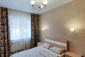 Квартира 2-комнатная на Усольцева, Сургут