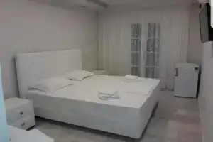 Hotel «Sagterra», Наксос