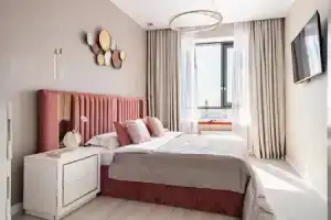Квартира Jane-Apart - Sky and Spa с джакузи и ТВ в ванной