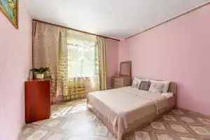 Двухкомнатная квартира на Чуйкова, Казань