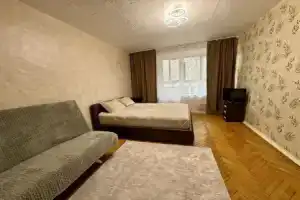Квартира на Саянской, Москва