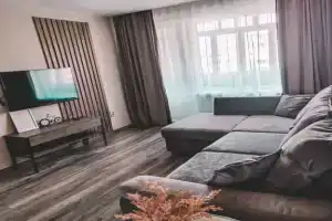 Квартира Уютная трёхкомнатная, Барнаул