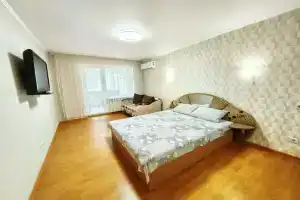Квартира Уютная недалеко от моря и парка, Алушта