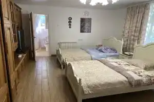 Меблированные Комнаты в Коттедже с Отдельным Входом со Двора