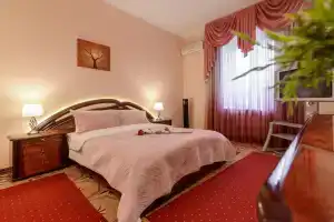 Квартира люкс на Патриарших трехкомнатная квартира 89 м2, Москва