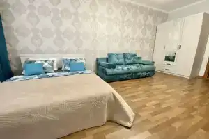 Квартира c Рeмонтoм в Элитнoм Домe