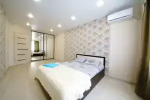Апартаменты на Симбирцева 40а, Саратов