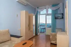 Апартаменты Пляжные на Дражинского 7а, 2, Ялта