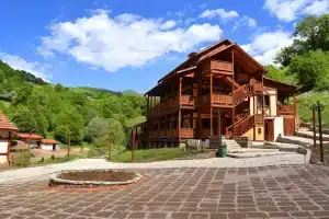 Ecokayan Dilijan Resort Hotel, Дилижан