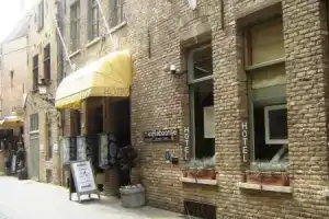 Hotel «Koffieboontje», Брюгге