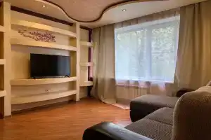 Квартира просторная трехкомнатная на Бауманская, Москва