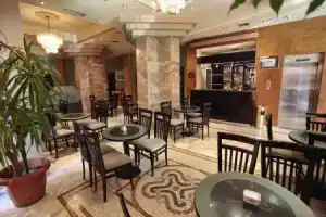 Hotel «Regency», Корча