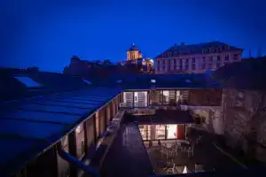 Bazilika alatt Panzió, Эстергом
