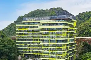 Wyndham Grand Flamingo Cat Ba Resort, Хайфон