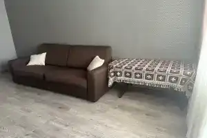 Квартира 9 Апреля, Калининград