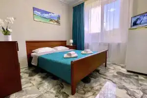Меблированные комнаты Олина у Димы, Геленджик