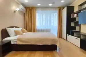 Квартира на Чекистов 21, Краснодар