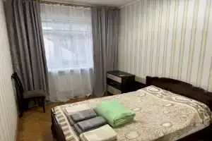 Квартира 476 4Комнатная в Центре с Балконом 7 Мин до Моря