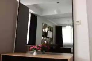 Hotel «Comfort», Тирана