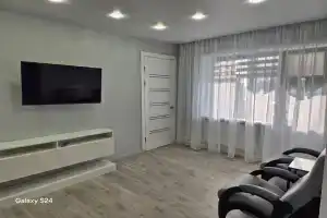 Квартира с видом на набережную, Грибановский