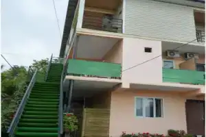 Гостевой дом «У Дианы», Нижнее Учдере