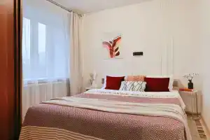 Квартира двухкомнатная ЛайлаТов на метро Варшавская рядом с НИИ Блохина, Москва